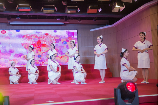 04曾都医院庆祝国际护士节-文艺表演-护士行为规范礼仪展示.png 04曾都医院庆祝国际护士节-文艺表演-护士行为规范礼仪展示.png